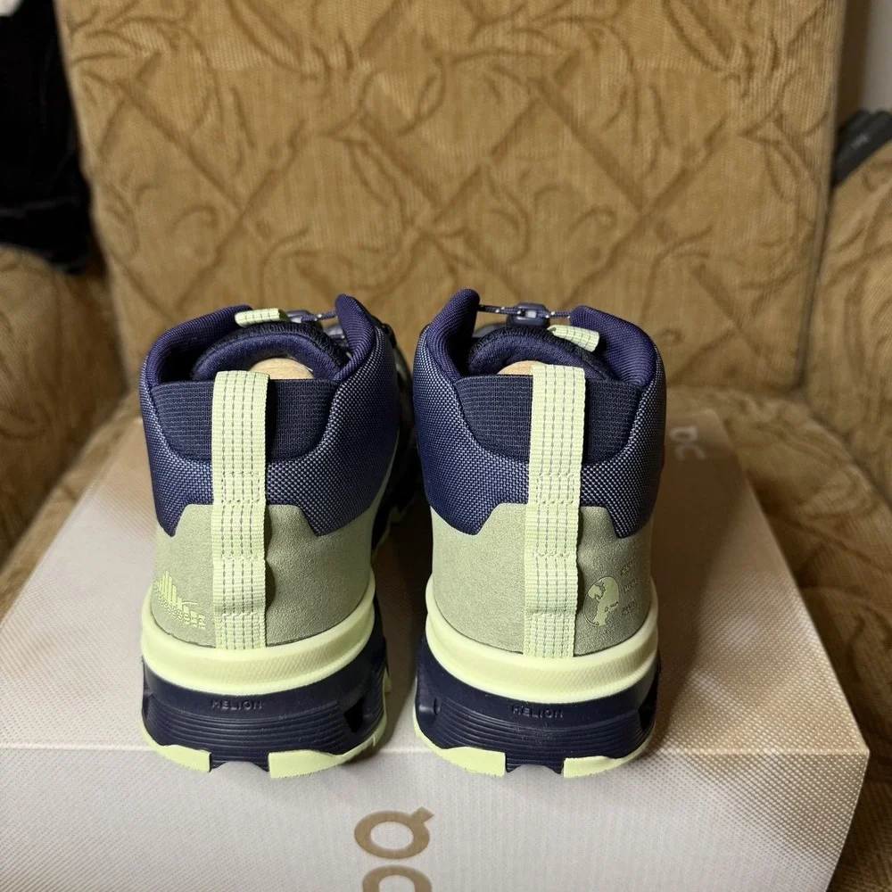 On Cloud Cloudtrax Womens Size 6.5 Hiking Boot Purple Navy Green Shoes 53.99053 - Picture 5 of 7